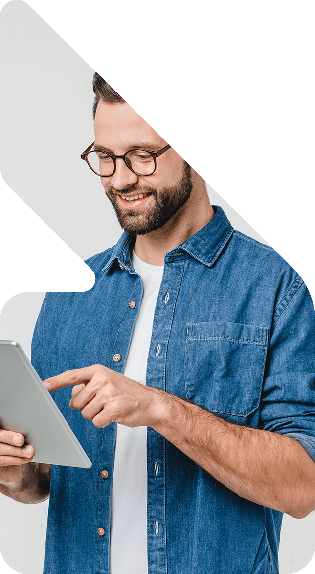 Image showing a man using his tablet